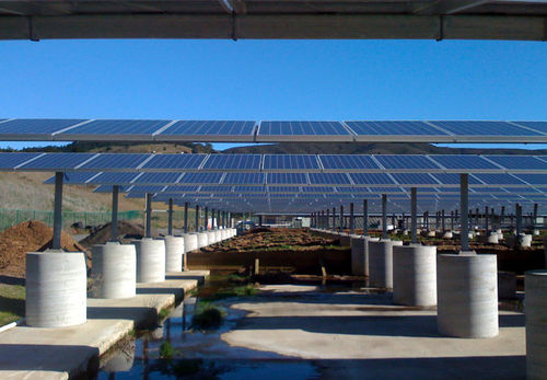 Últimas noticias de la empresa sobre 4 Tipos de sistemas de montaje de paneles solares que son fiables y fuertes