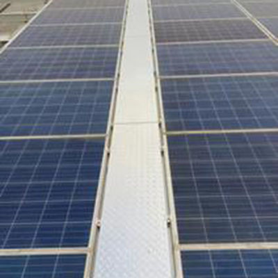 Buen precio Pasarela de metal para el techo Sistema de interconexión solar Resistencia a los rayos UV en línea